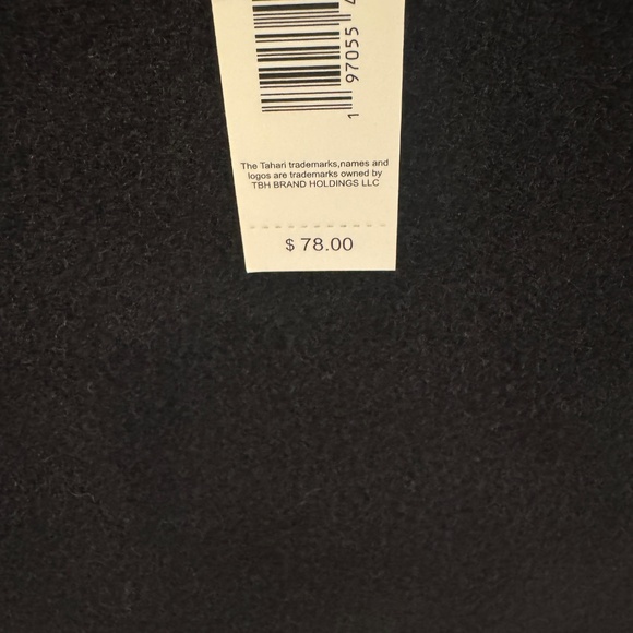 NWT TAHARI BLACK BLAZER | GOLD ENGRAVED BUTTONS | PIPING | TAILORED | JACKET | M - Picture 15 of 15